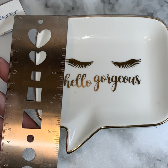 “Hello Gorgeous” Gold Eyelash Design Trinket Jewelry Dish - Picture 9 of 15